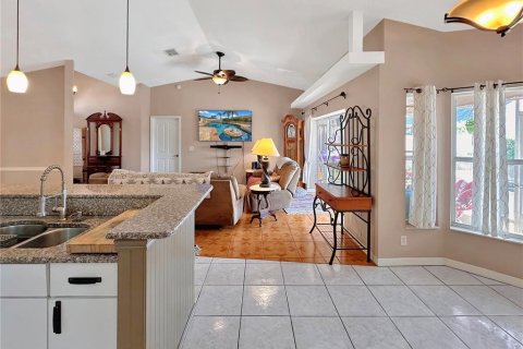 Villa ou maison à vendre à New Port Richey, Floride: 3 chambres, 133.78 m2 № 2197772 - photo 20