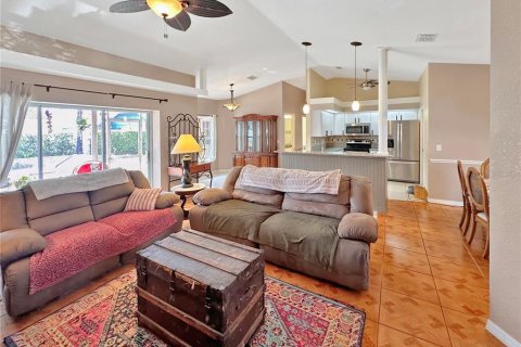 Villa ou maison à vendre à New Port Richey, Floride: 3 chambres, 133.78 m2 № 2197772 - photo 11
