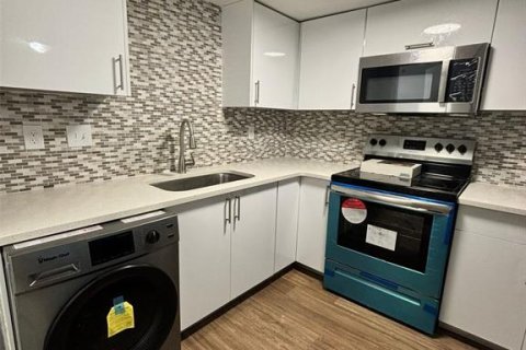 Condominio en venta en Orlando, Florida, 1 dormitorio, 71.07 m2 № 1880954 - foto 4