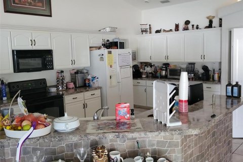 Villa ou maison à vendre à Palm Coast, Floride: 3 chambres, 193.79 m2 № 2434746 - photo 2