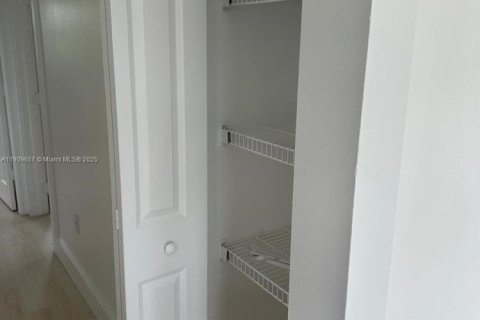 Villa ou maison à louer à Punta Gorda, Floride: 2 chambres № 1965363 - photo 9