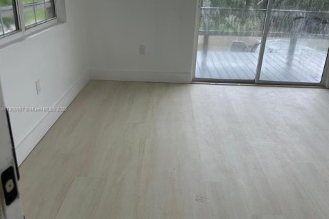 Villa ou maison à louer à Punta Gorda, Floride: 2 chambres № 1965363 - photo 15