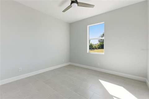 House in Englewood, Florida 3 bedrooms, 187.11 sq.m. № 2099014 - photo 26