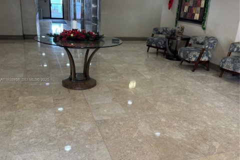 Copropriété à louer à North Miami, Floride: 1 chambre, 62.52 m2 № 2037785 - photo 19