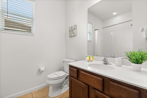 House in Kissimmee, Florida 8 bedrooms, 266.82 sq.m. № 2128762 - photo 23
