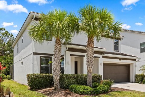 House in Kissimmee, Florida 8 bedrooms, 266.82 sq.m. № 2128762 - photo 2