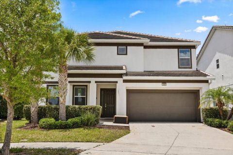 Casa en Kissimmee, Florida 8 dormitorios, 266.82 m2 № 2128762