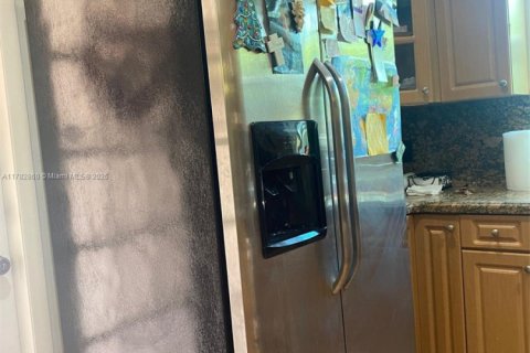 Villa ou maison à vendre à West Miami, Floride: 3 chambres, 127.28 m2 № 1960513 - photo 17