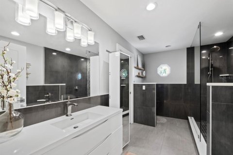 Купить виллу или дом в Сарасота, Флорида 9 комнат, 193.52м2, № 1514177 - фото 17