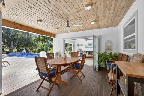 Купить виллу или дом в Палм-Бич-Гарденс, Флорида 3 спальни, 235.6м2, № 2007498 - фото 24