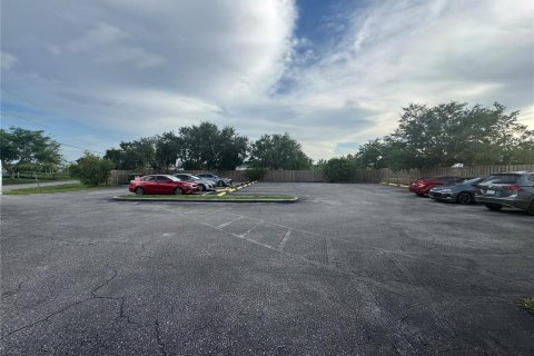 Immobilier commercial à louer à Port Charlotte, Floride: 501.11 m2 № 1849520 - photo 2