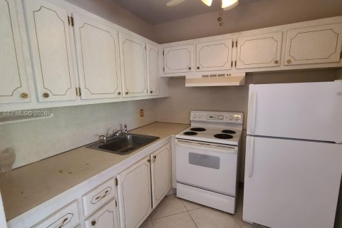 Condo in West Palm Beach, Florida, 1 bedroom  № 2153932 - photo 6