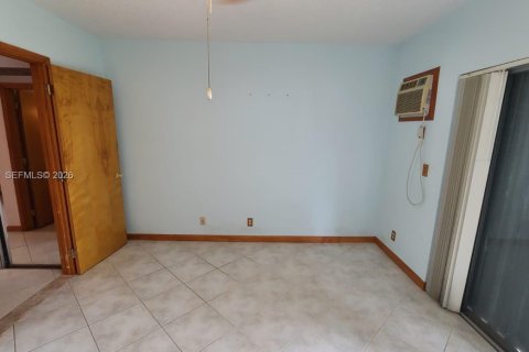 Condo in West Palm Beach, Florida, 1 bedroom  № 2153932 - photo 9