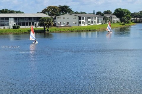 Condo in West Palm Beach, Florida, 1 bedroom  № 2153932 - photo 29