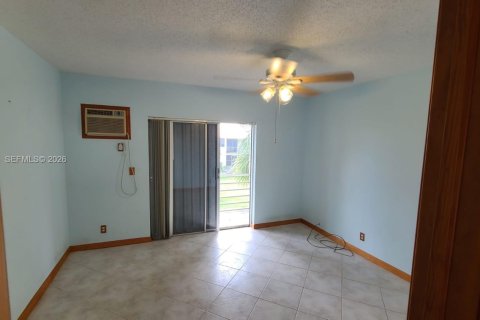 Condo in West Palm Beach, Florida, 1 bedroom  № 2153932 - photo 13
