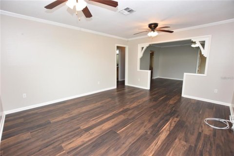 Casa en venta en Lakeland, Florida, 4 dormitorios, 179.12 m2 № 2156669 - foto 4