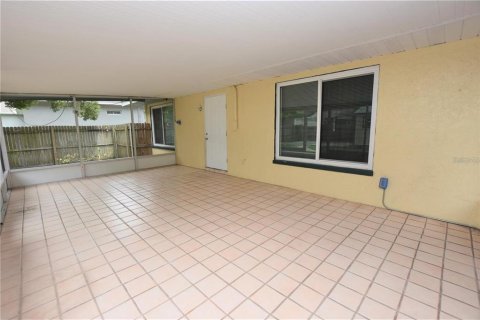 Casa en venta en Lakeland, Florida, 4 dormitorios, 179.12 m2 № 2156669 - foto 19