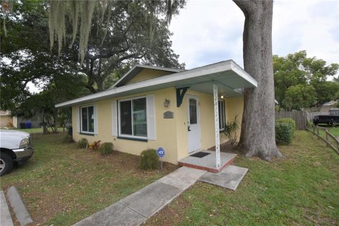 Casa en Lakeland, Florida 4 dormitorios, 179.12 m2 № 2156669