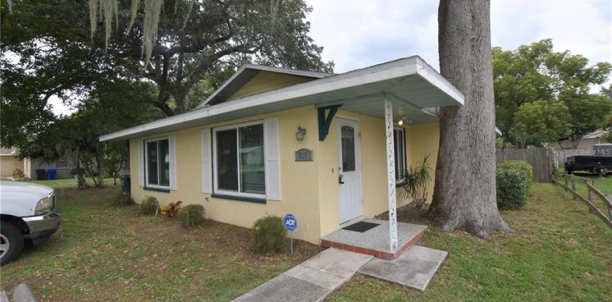 Casa en Lakeland, Florida 4 dormitorios, 179.12 m2 № 2156669
