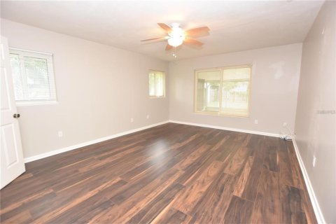 Casa en venta en Lakeland, Florida, 4 dormitorios, 179.12 m2 № 2156669 - foto 11