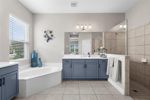 House in Venice, Florida 3 bedrooms, 220.92 sq.m. № 1815081 - photo 25
