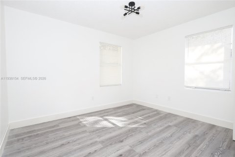 House in Homestead, Florida 3 bedrooms, 103.86 sq.m. № 1998245 - photo 13