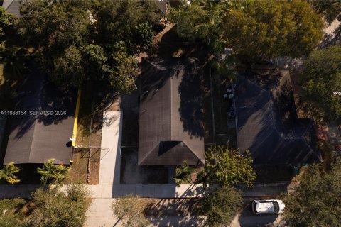 House in Homestead, Florida 3 bedrooms, 103.86 sq.m. № 1998245 - photo 27