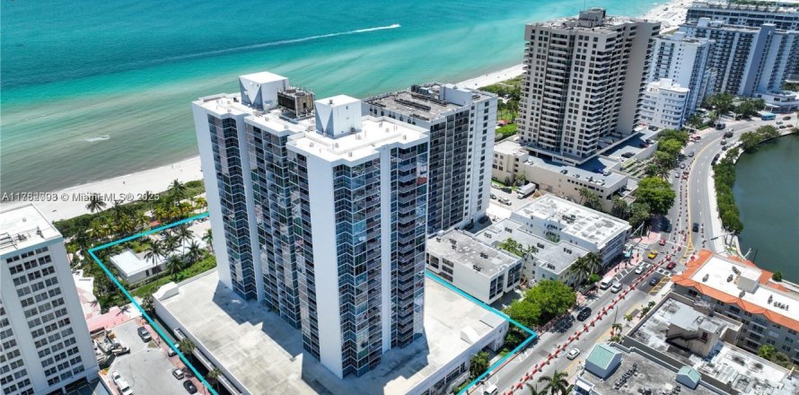 Condominio en Miami Beach, Florida, 1 dormitorio № 1973473