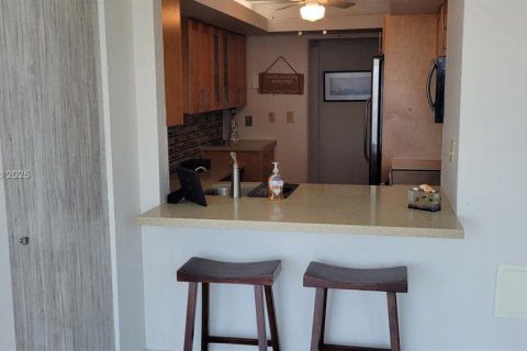 Condominio en venta en Miami Beach, Florida, 1 dormitorio, 104.24 m2 № 1973473 - foto 9