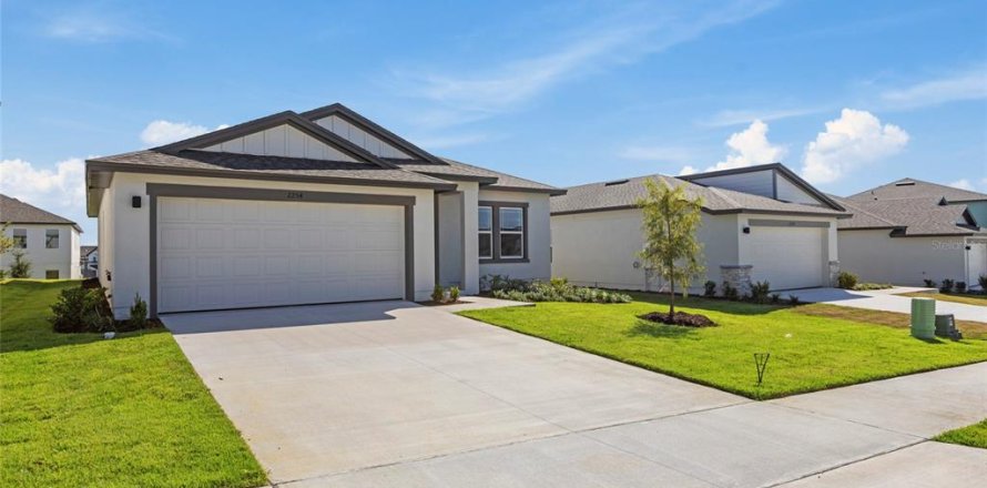 House in Minneola, Florida 4 bedrooms, 169.73 sq.m. № 1879516