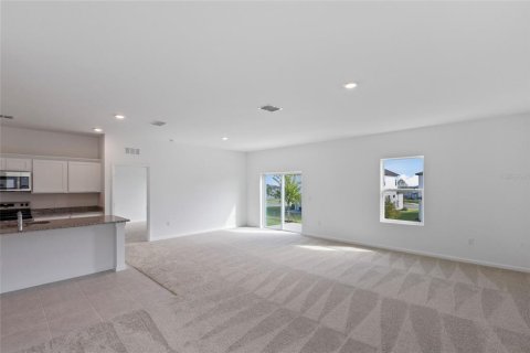 House in Minneola, Florida 4 bedrooms, 169.73 sq.m. № 1879516 - photo 3