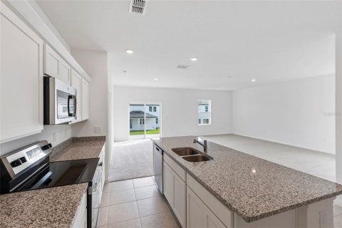 House in Minneola, Florida 4 bedrooms, 169.73 sq.m. № 1879516 - photo 10