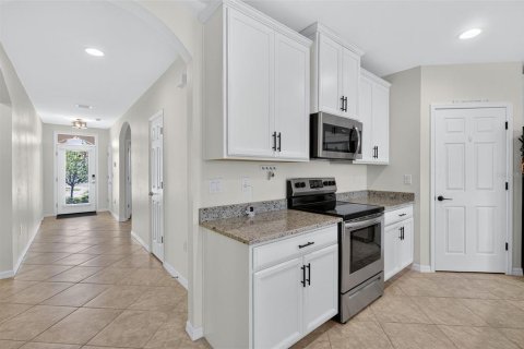 House in Fort Myers, Florida 4 bedrooms, 169.83 sq.m. № 1866878 - photo 19