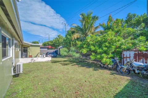 Купить виллу или дом в Майами, Флорида 3 спальни, 126.72м2, № 1965324 - фото 25