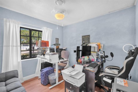 Купить виллу или дом в Майами, Флорида 3 спальни, 126.72м2, № 1965324 - фото 19