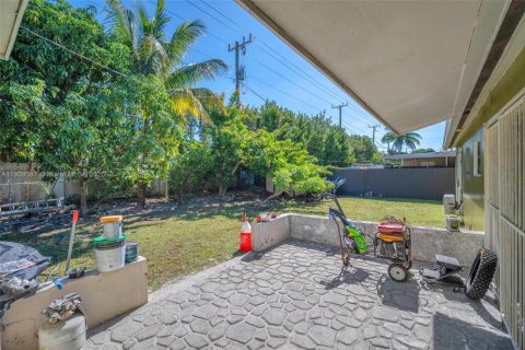 Купить виллу или дом в Майами, Флорида 3 спальни, 126.72м2, № 1965324 - фото 26