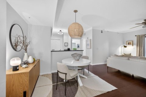 Condo in Palm Beach Gardens, Florida, 2 bedrooms  № 2086876
