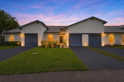 Adosado en Tamarac, Florida 2 dormitorios, 116.69 m2 № 2088256