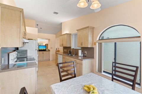 Adosado en venta en Tamarac, Florida, 2 dormitorios, 116.69 m2 № 2088256 - foto 8