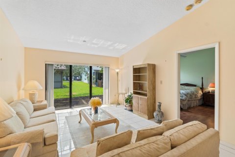 Adosado en venta en Tamarac, Florida, 2 dormitorios, 116.69 m2 № 2088256 - foto 20