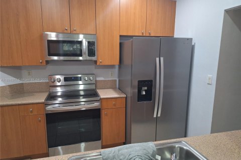 Adosado en venta en Homestead, Florida, 4 dormitorios, 143.44 m2 № 1949327 - foto 11