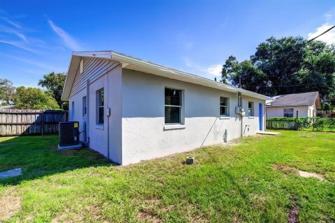 House in Lakeland, Florida 3 bedrooms, 103.49 sq.m. № 2218359 - photo 22