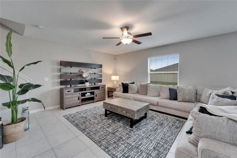 House in Wimauma, Florida 4 bedrooms, 244.8 sq.m. № 1626991 - photo 17