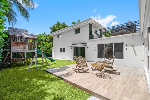 Casa en venta en Miami Beach, Florida, 6 dormitorios, 454.48 m2 № 2186295 - foto 29