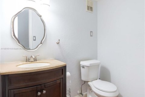 Adosado en venta en Miami, Florida, 3 dormitorios, 146.97 m2 № 1689320 - foto 11