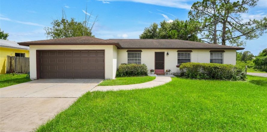 Casa en Sanford, Florida 3 dormitorios, 118.54 m2 № 2385856