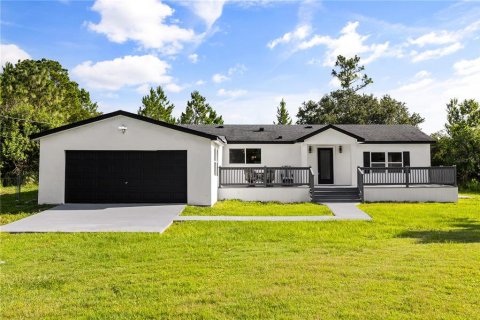House in Orlando, Florida 3 bedrooms, 150.5 sq.m. № 2207612