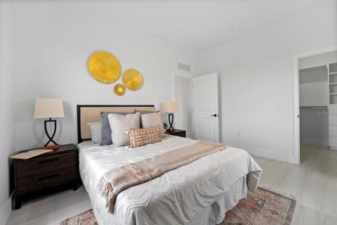 Casa en venta en Mascotte, Florida, 4 dormitorios, 202.34 m2 № 1673332 - foto 13