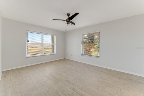 Villa ou maison à vendre à Ormond Beach, Floride: 3 chambres, 207.17 m2 № 2225540 - photo 11