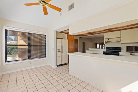 House in Winter Haven, Florida 2 bedrooms, 170.48 sq.m. № 1422368 - photo 6